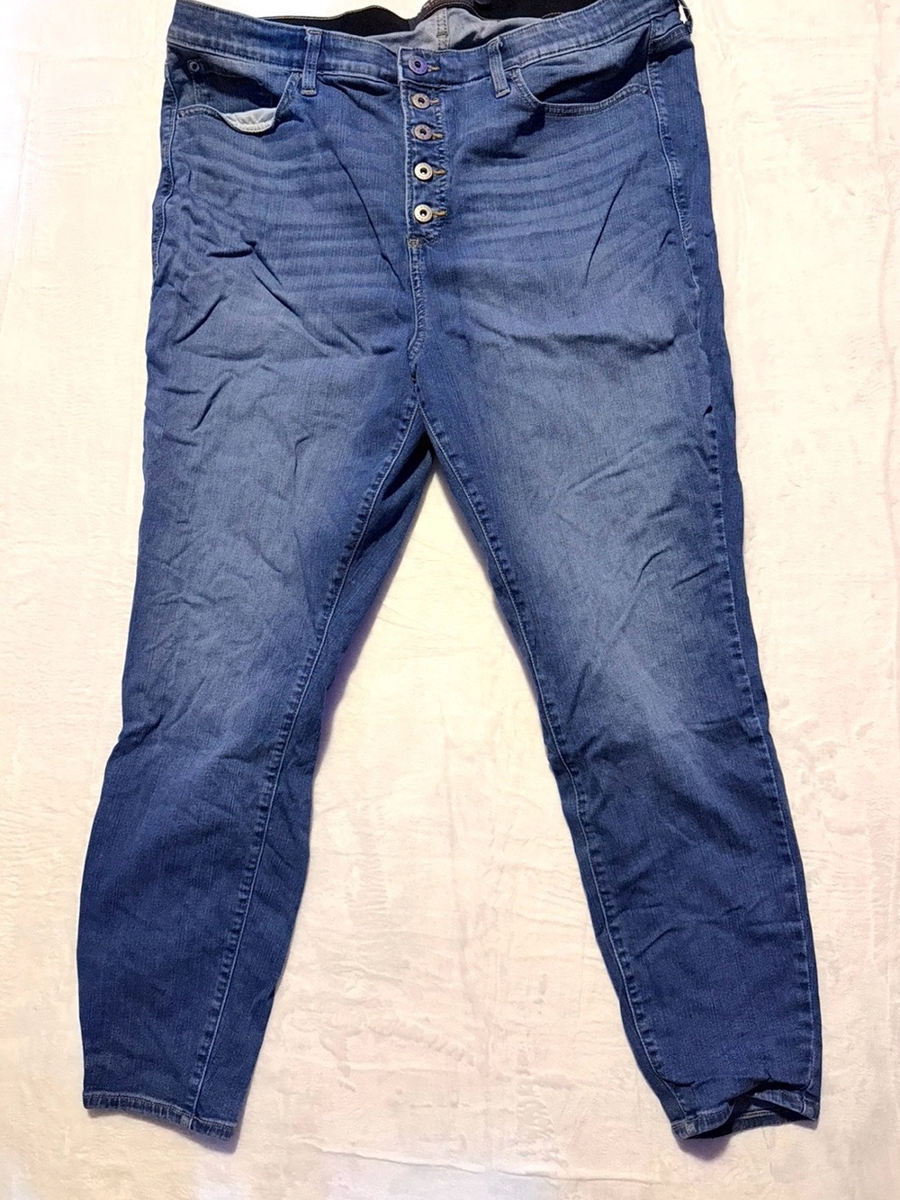 Torrid sky high skinny jeans 22